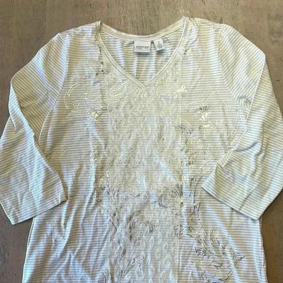 Chico’s size 2 (large) shirt NWOT - Picture 1 of 7